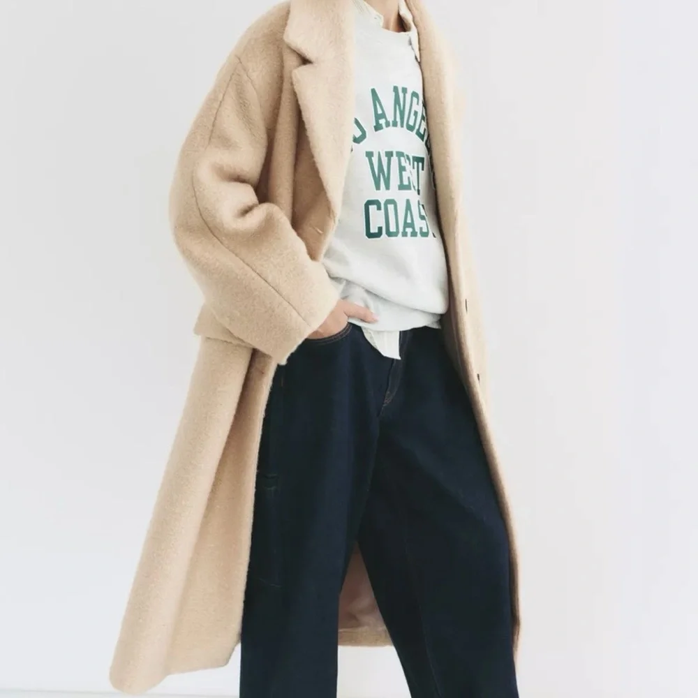 Pull and bear Long Coat Beige (bouclé) - Picture 2 of 9